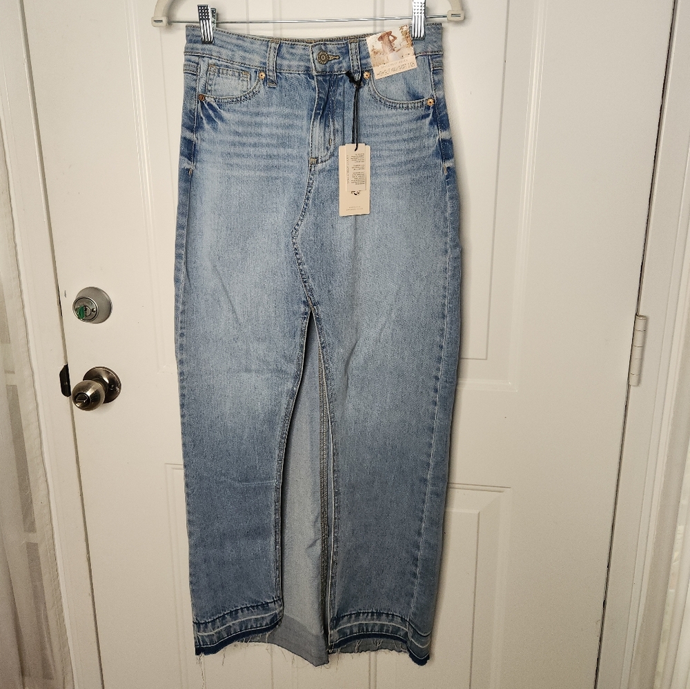 NWT Sincerely Jules High Slit Maxi Skirt Junior Size 1/25‎